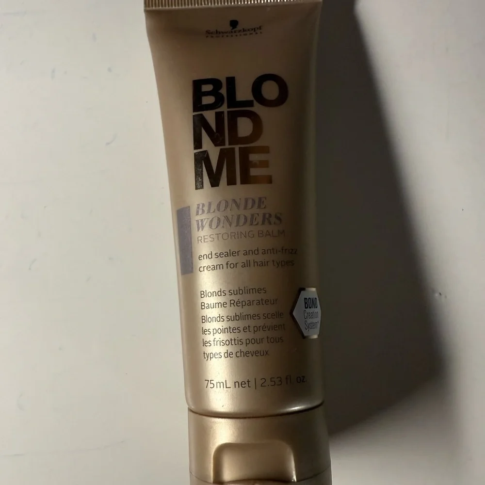 Schwarzkopf BLONDME Blonde Wonders Restoring Balm - Gold